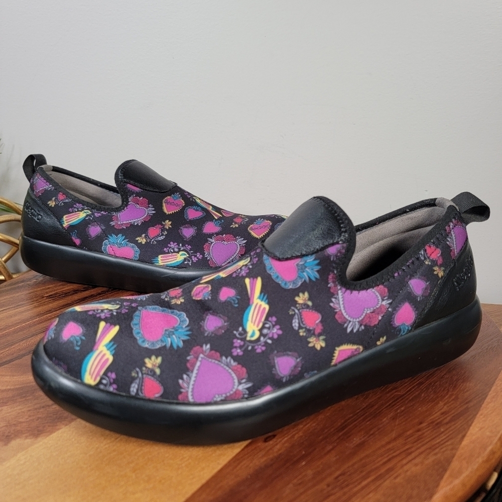 Alegria Eden Frida Slip-On Shoes Size 42 Comfy Work Black Pink Hearts Birds - Picture 4 of 17